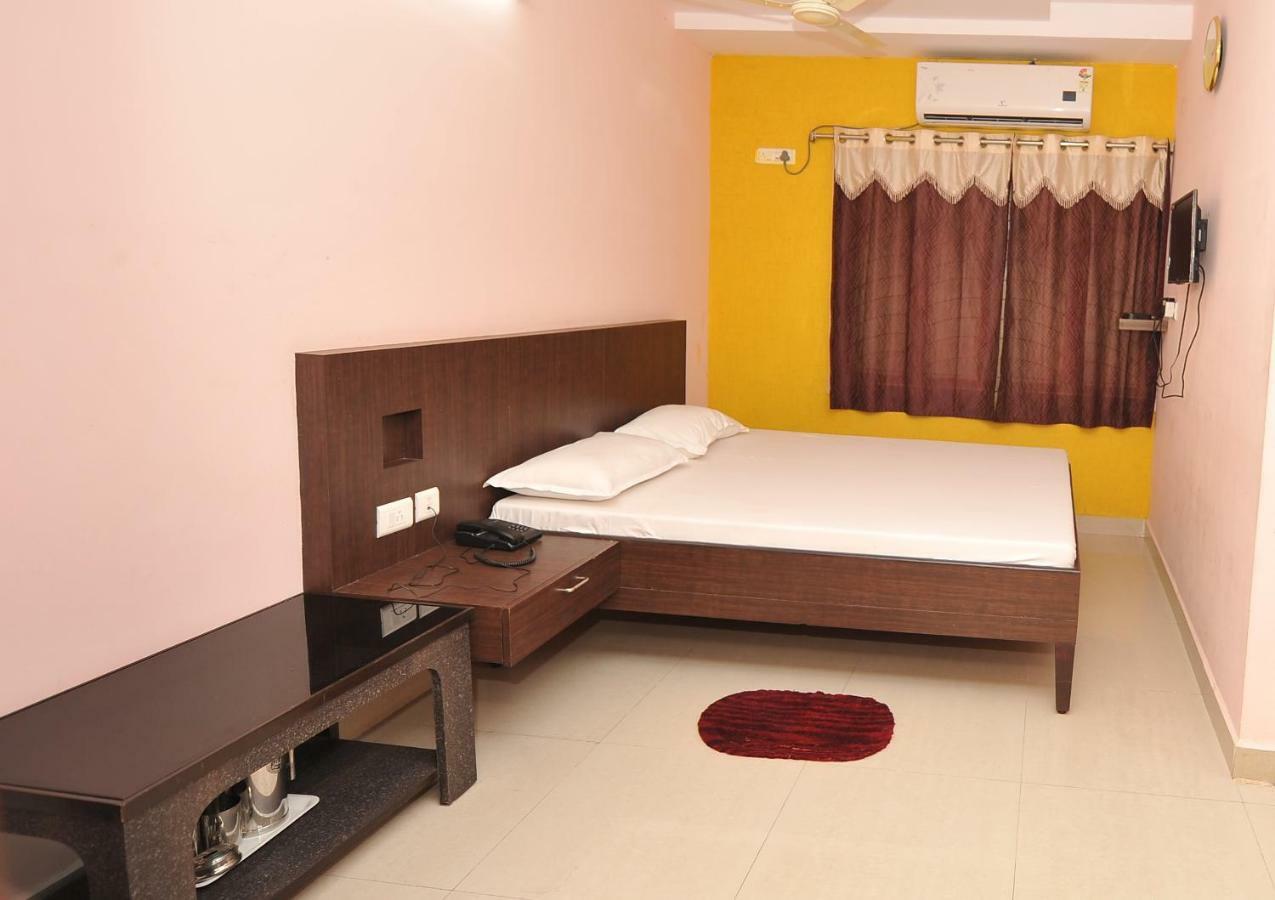 Shree Lakshmi Guest House Visakhapatnam Extérieur photo